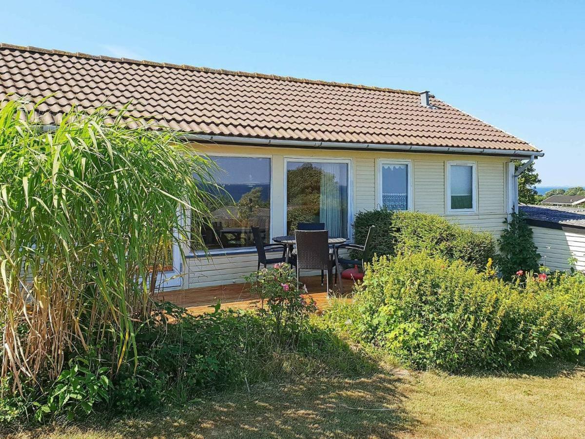 4 Person Holiday Home In Augustenborg Asserballeskov Exterior photo